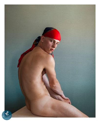 Gaëtan	 DUBROCA (1991-)		
Nathan au foulard,...
