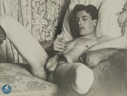 Circa 1900 
Etude érotique
Tirage argentique...