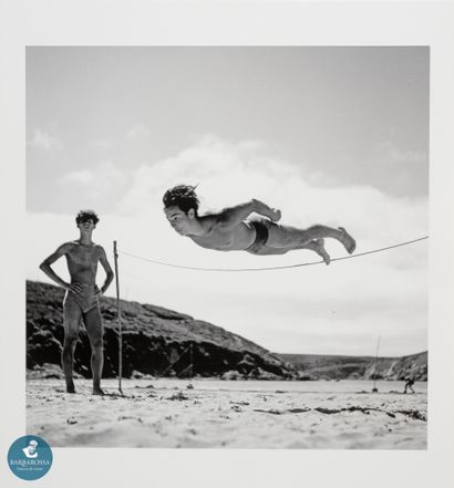 Pierre JAMET (1910-2000)	
Lévitation, c.1937	
Tirage...