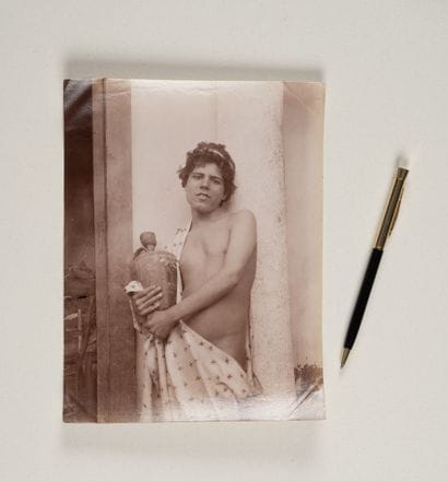 Wilhelm VON GLOEDEN (1856-1931)
Garçon debout...