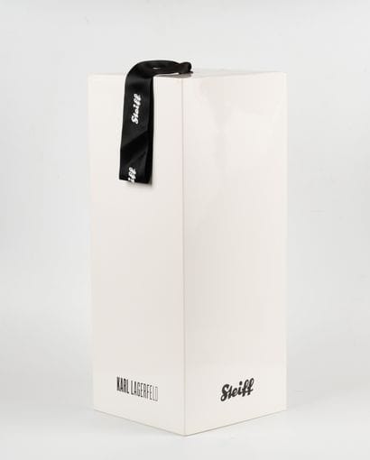 Karl LAGERFELD (1934-2023)
Steiff, ours en...