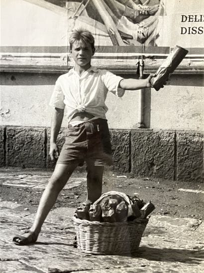 Karel EGERMEIER (1903-1991)	
Petit vendeur...