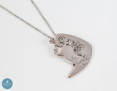 D'après Jean Cocteau
Orphée
Pendentif en...