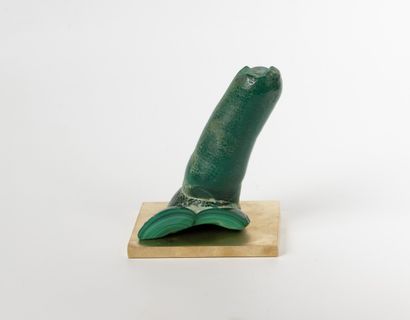 Malachite with suggestive shape
H:10cm