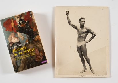 Studio 	ARAX	(1897-1975)
	Plus bel athlète...