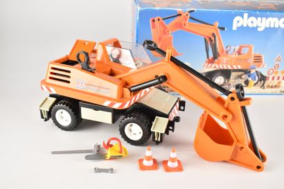 PLAYMOBIL - Pelleteuse, référence 3472 
Boîte...