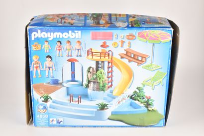 PLAYMOBIL - Piscine avec toboggan, référence...