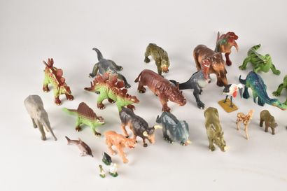 Lot de 36 figurines d'animaux de la savane...