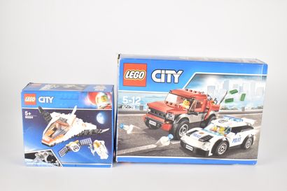 LEGO - Lot de 2 boîtes : La mission d'entretien...