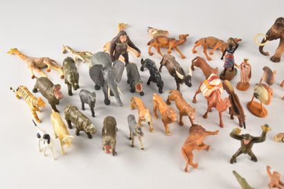 Lot de figurines d'animaux de la savane et...