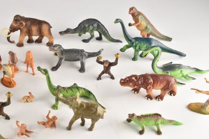 Lot de figurines d'animaux de la savane et...