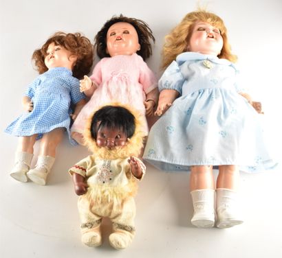 Lot de 4 poupées dont une HEUBACH-KÖPPELSDORT...