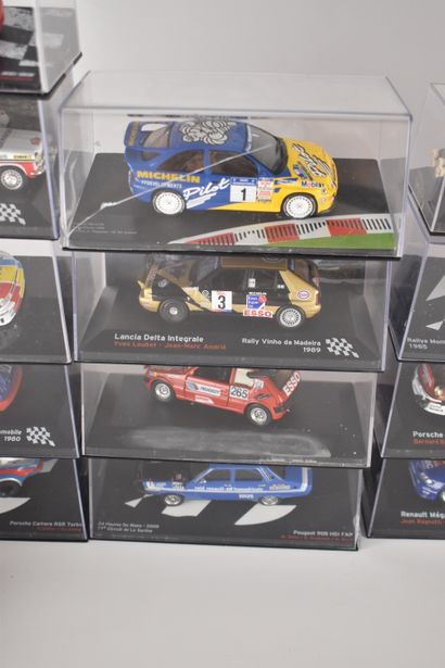 22 voitures miniatures de rallye (dont Rallye...