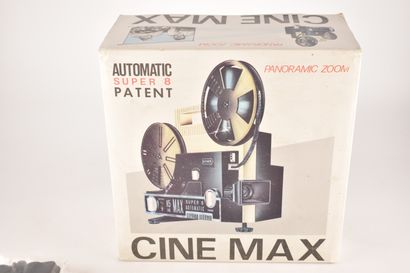 Lot comprenant I.G.C CINE MAX Projecteur...