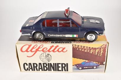 REEL - ALFA ROMEO ALFETTA CARABINIERI à pile...
