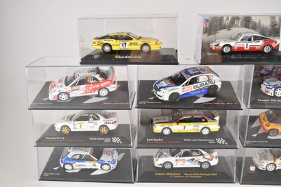 17 voitures miniatures de rallye (dont Rallye...