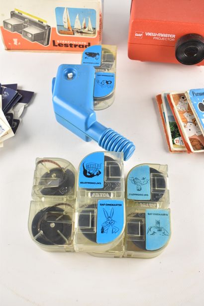 Lot comprenant GAF - Projecteur view master,...