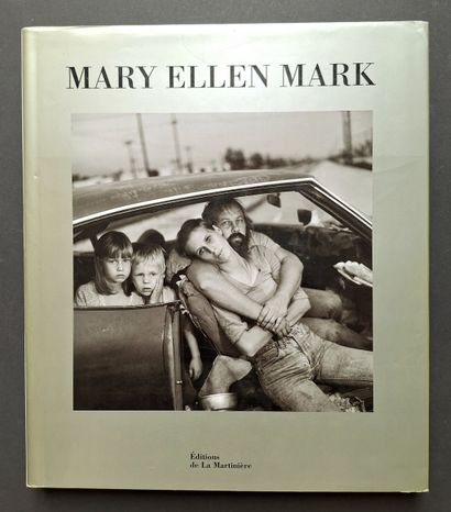 MARY ELLEN MARK 1940-2015
