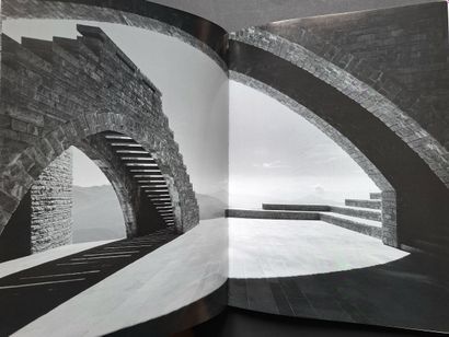 MARIO BOTTA
ENZO CUCCHI
Two books
1/“La Cappella...