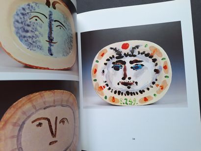 BEYELER GALLERY
3 exhibition catalogs 
1/