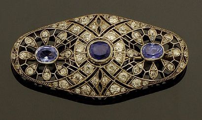 Broche plaque ovale en or 14K (585/oo) et...