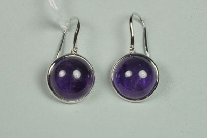 Paire de pendants d'oreilles en or gris 18K...