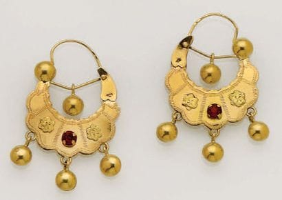 Paire de créoles en or 18K (750/oo) de deux...