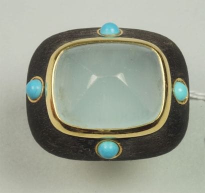 CHRISTINE ESCHER
Bague chevalière en or jaune...