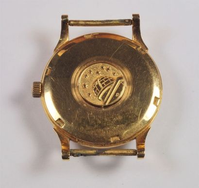 OMEGA
Montre d'homme en or jaune 