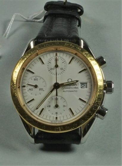 OMEGA
Montre Chronographe d'homme en acier...