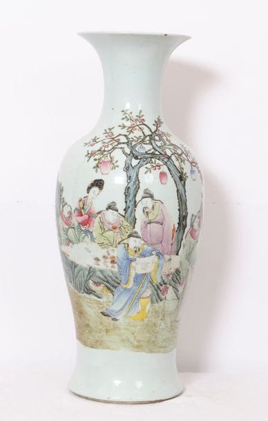 VASE BALUSTRE EN PORCELAINE CHINE 