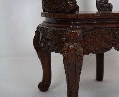 FAUTEUIL DE BUREAU EN BOIS SCULPTE 