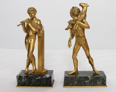PAIRE DE PETITS BRONZES DORES 