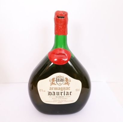 1 FLACON D'ARMAGNAC 