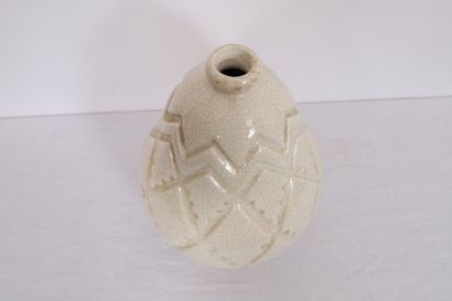 VASE EN CERAMIQUE CRAQUELEE ART DECO

De...