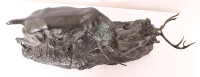 GROUPE EN BRONZE 