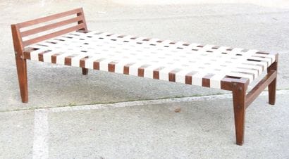 Pierre JEANNERET (1896-1967)

Lit simple...