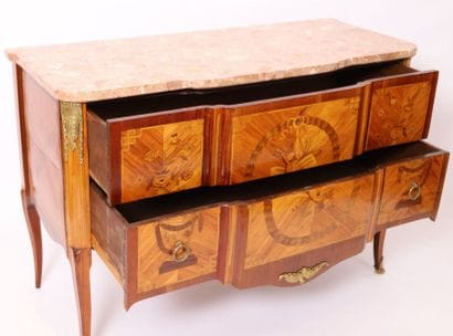 COMMODE MARQUETEE 
