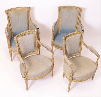 ENSEMBLE DE 2 BERGERES ET DE 2 FAUTEUILS...