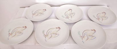 SUITE DE 6 ASSIETTES EN PORCELAINE DE LIMOGES...