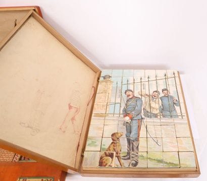 ENSEMBLE DE JEUX EN BOIS ANCIENS

Puzzle...