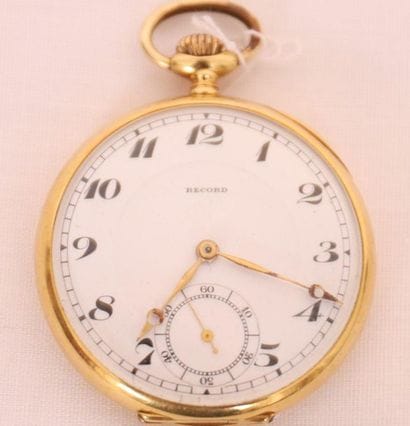 MONTRE A GOUSSET, EN OR JAUNE 