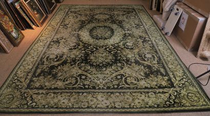 BIG AND BEAUTIFUL WOOLEN RUG HAND KNOTTED...