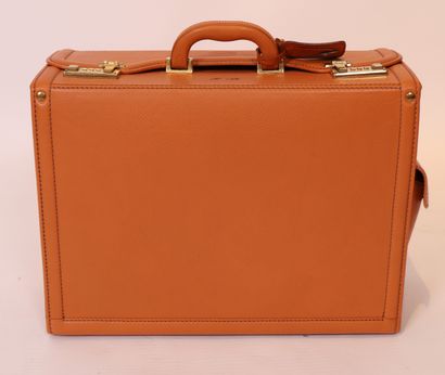 VERY NICE SUITCASE IN NATURAL LEATHER BY...