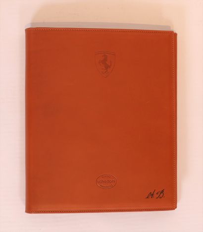 VERY BEAUTIFUL AND VERY COMPLETE LEATHER...