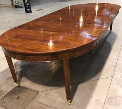 RARE AND LARGE DIRECTOIRE DINING TABLE In...