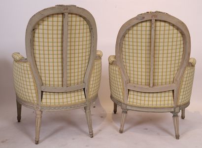 SET OF TWO LOUIS XVI ARMCHAIRS

With rounded...