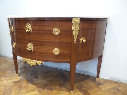 LARGE AND BEAUTIFUL HALF-MOON CHEST OF DRAWERS...