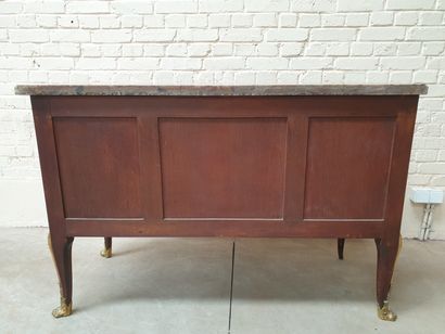 VERY BEAUTIFUL AND RICH TRANSITIONAL CHEST...