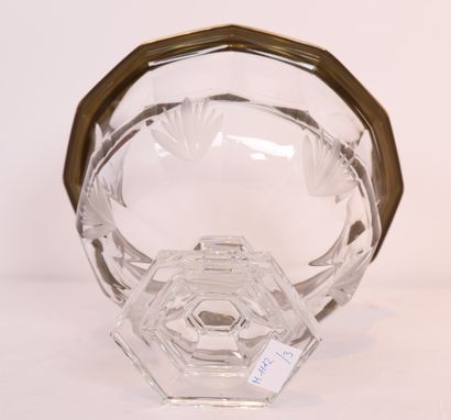 TRES BELLE COUPE SUR PIEDOUCHE EN CRISTAL...